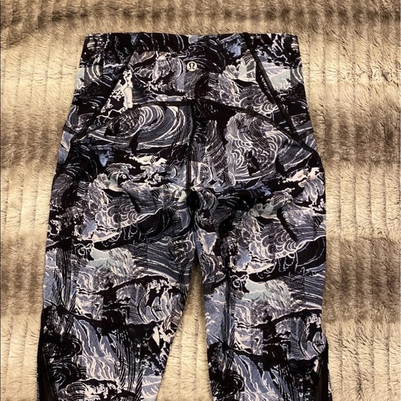 Lululemon Train Times Pant 25” - Picture 8 of 10